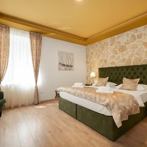 Guest house Luxury Floramye (adults Only), Split